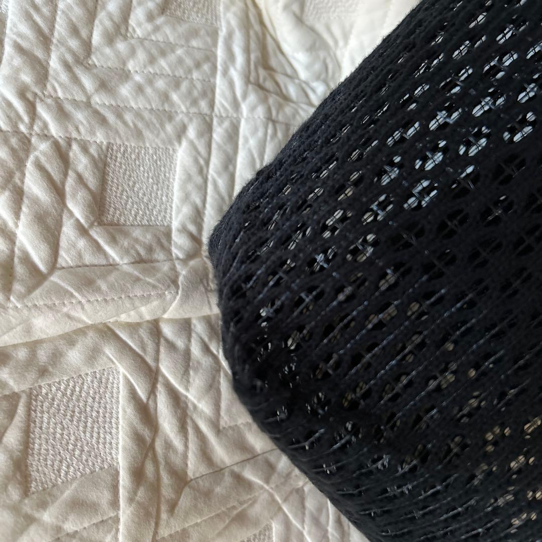 黒いメッシュデザインかごバッグ