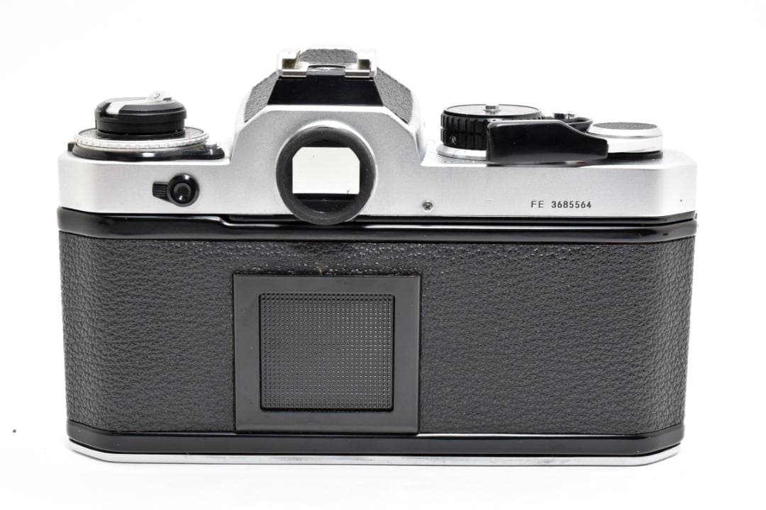 超美品 NIKON FE シルバー フィルムカメラ モルト新品交換済 M591