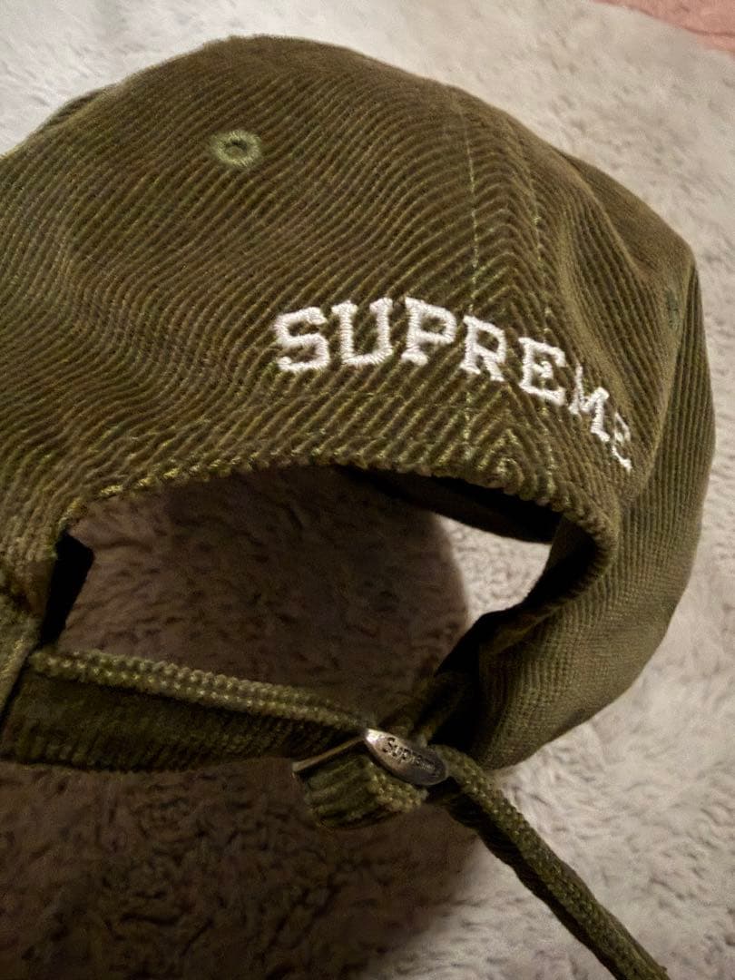 supreme sロゴ　コーデュロイ　カーキ