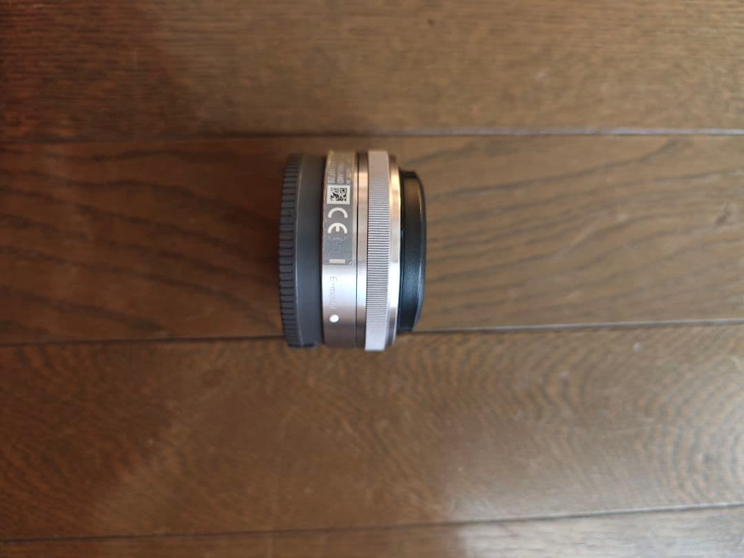 良品　単焦点レンズ E 16mm F2.8 Eマウント用 SEL16F28