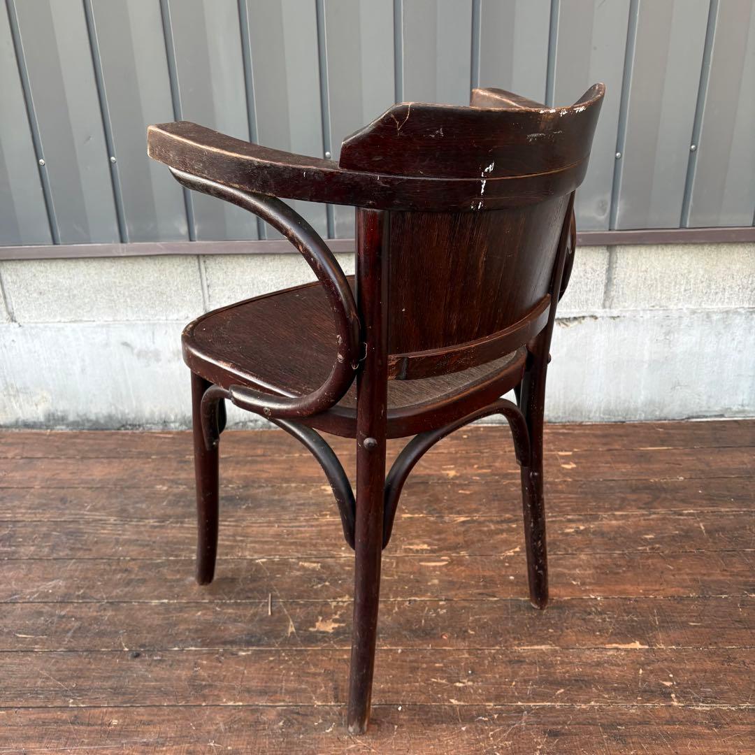 ③ルーマニア製 ヴィンテージ ベントウッドチェア アームチェア 曲木椅子 古家具