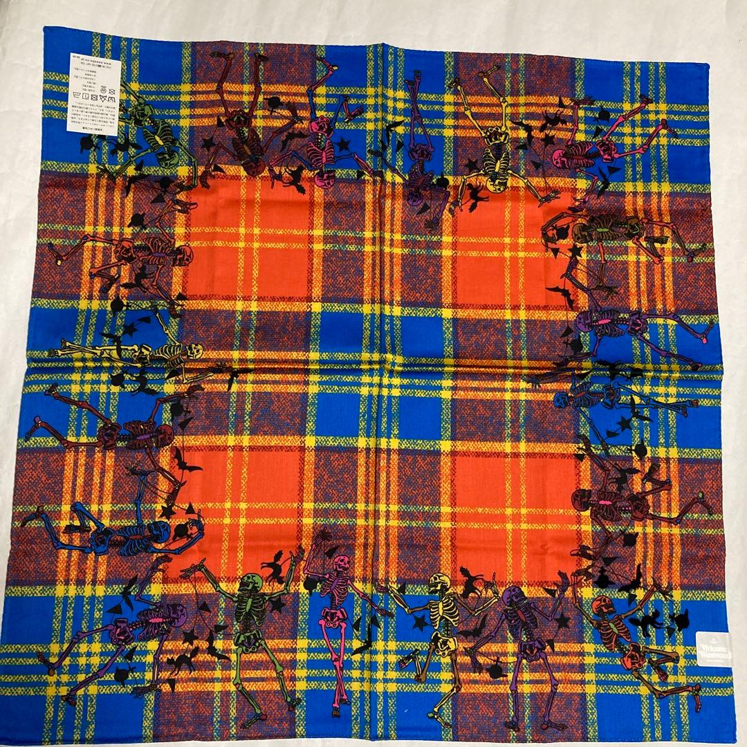 Vivienne Westwood 大判骸骨プリントハンカチ　ショッパー袋付き