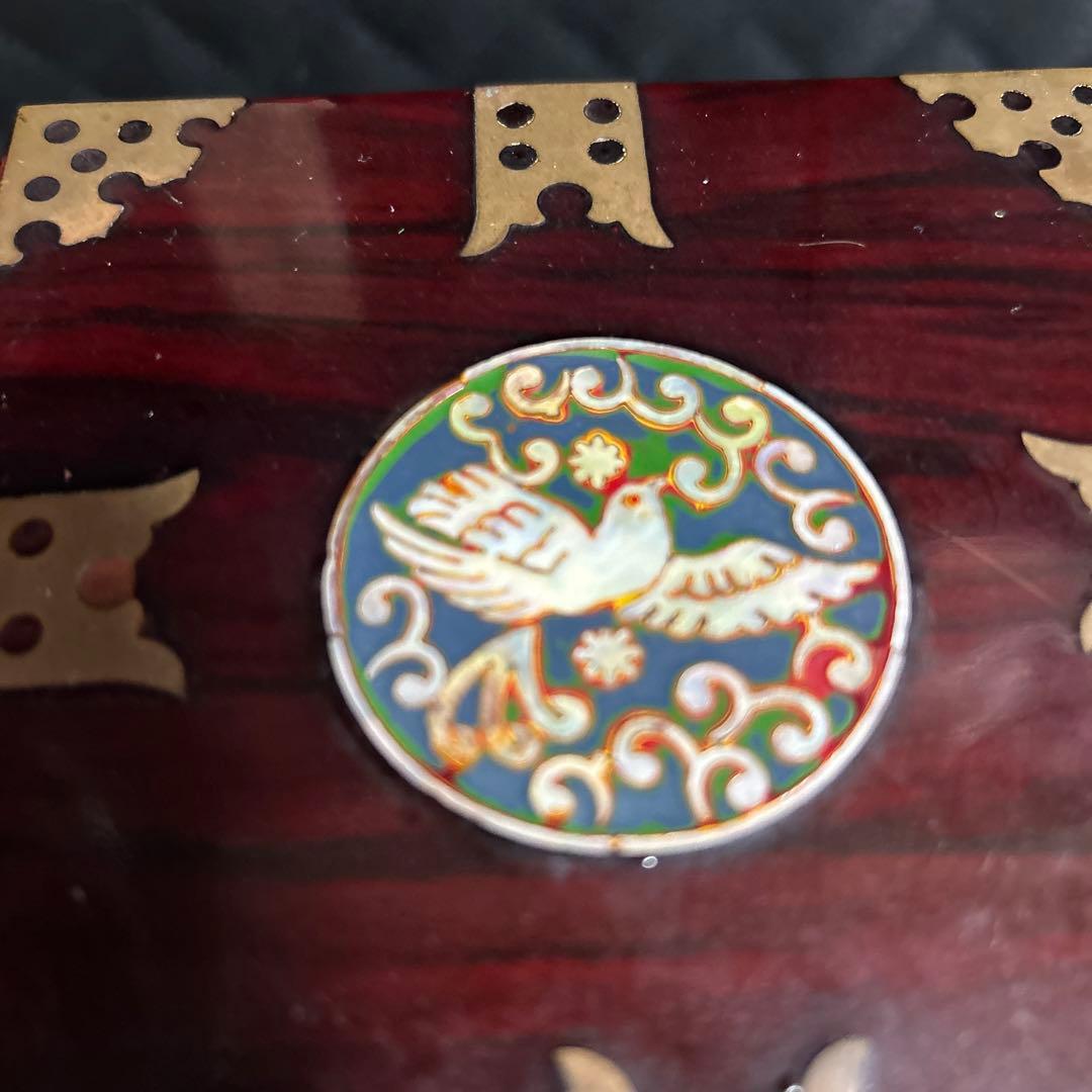 希少螺鈿細工小物入れ