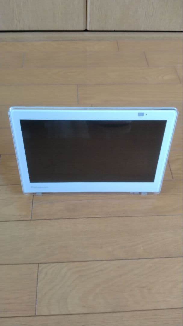 Panasonic UN-10E8-W プライベート・ビエラ 2018年モデル