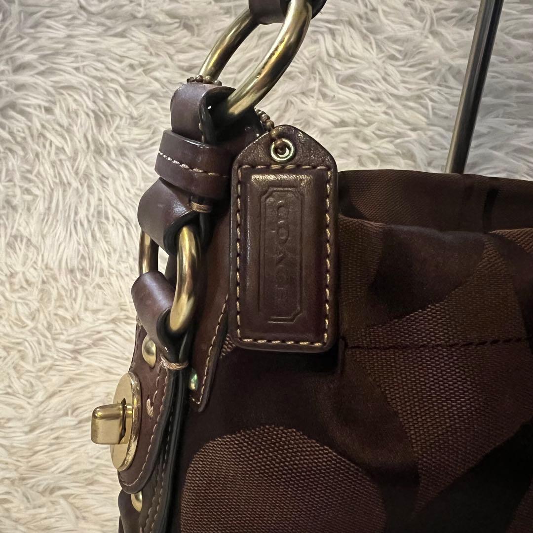 【希少極美品】COACH コーチ ターンロック シグネチャー ワンショルダー
