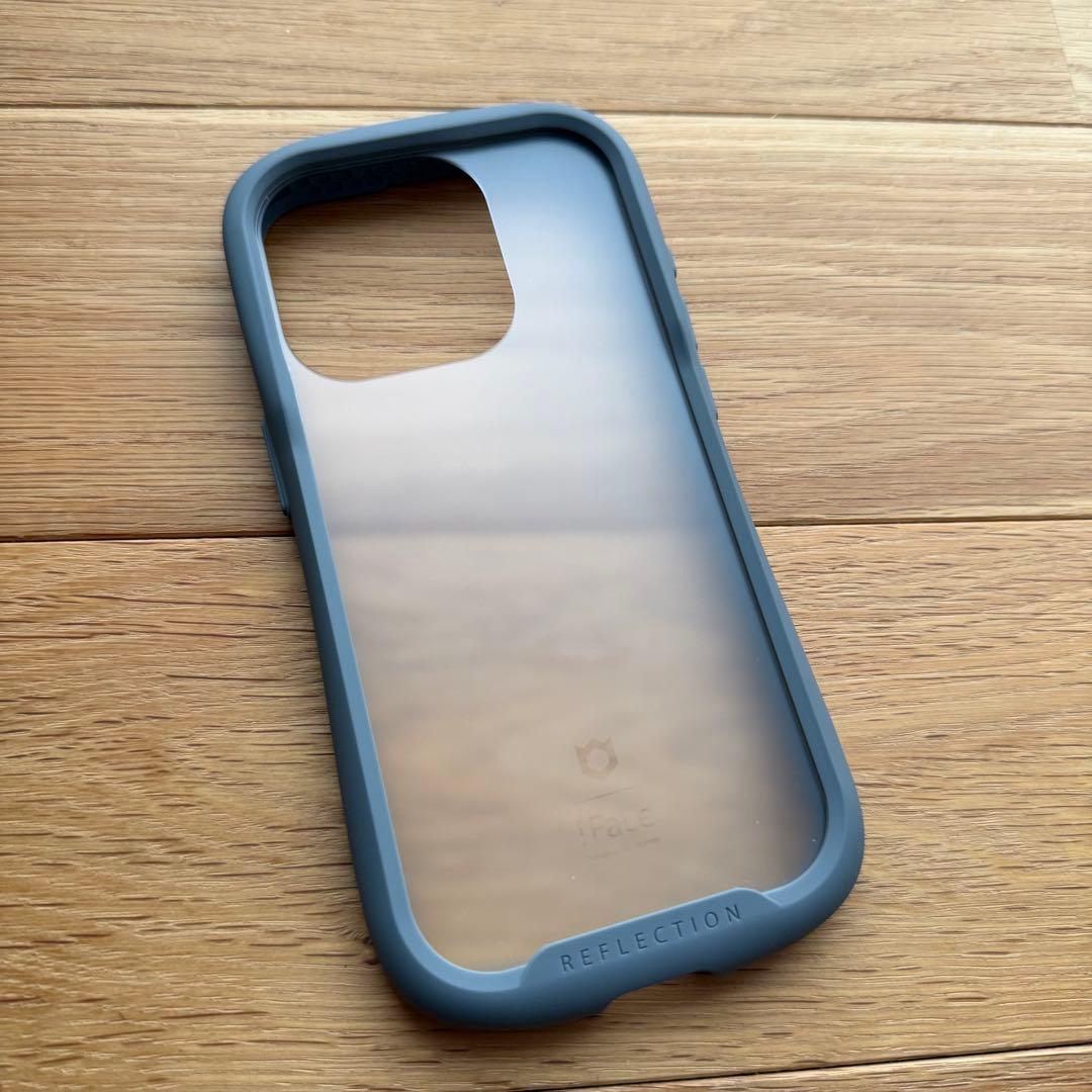 【美品】iPhone 15 Pro 256GB ナチュラルチタニウム 残債なし