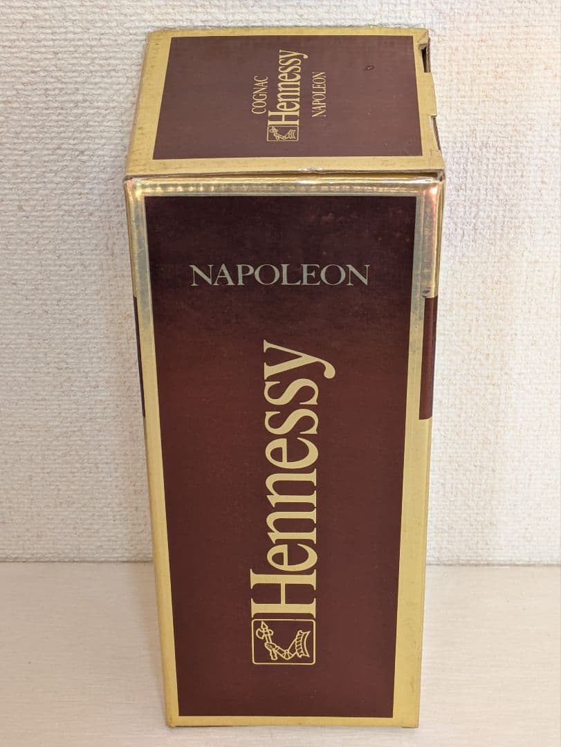 古酒コニャック　Hennessy　Napoleon　700ml　ボックス入り