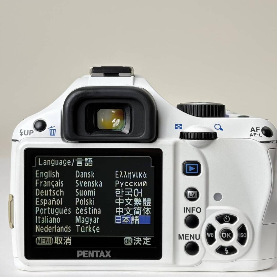 PENTAX K-x ホワイト デジタル一眼レフ　Wi-Fiカード付き 040