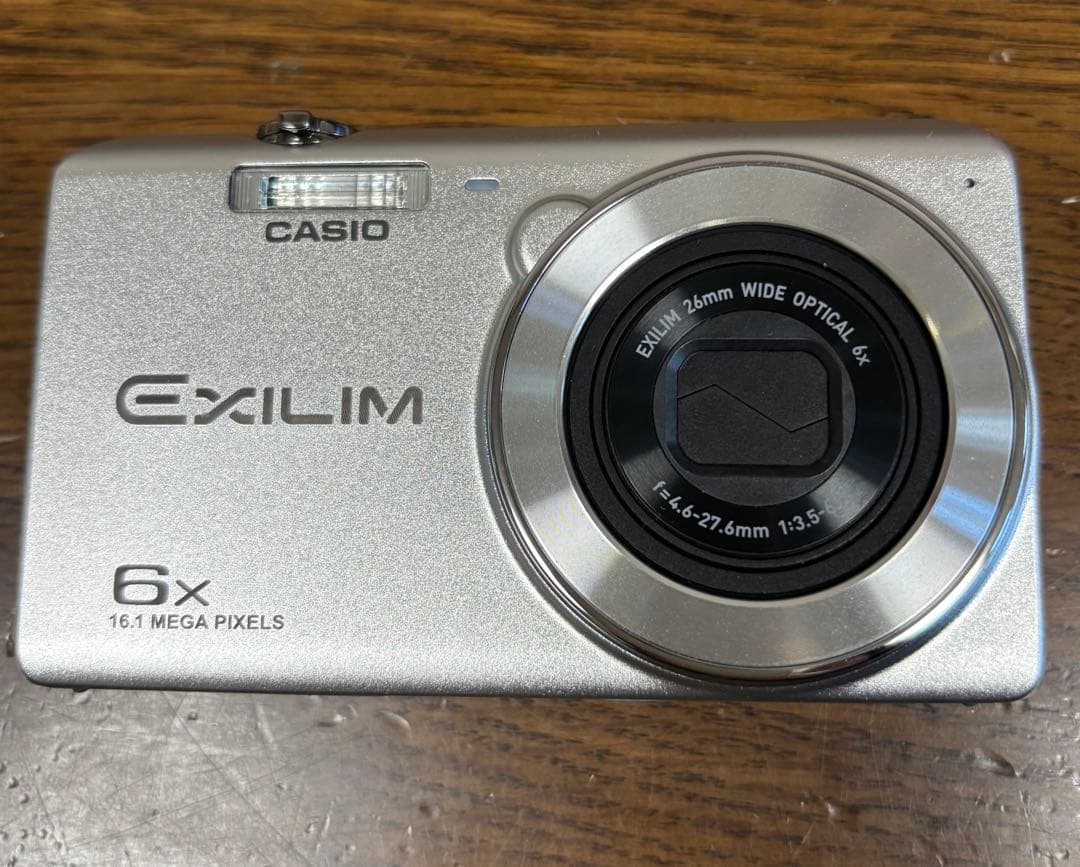 【ほぼ未使用】CASIO EXILIM EX-ZS28 16.1MP