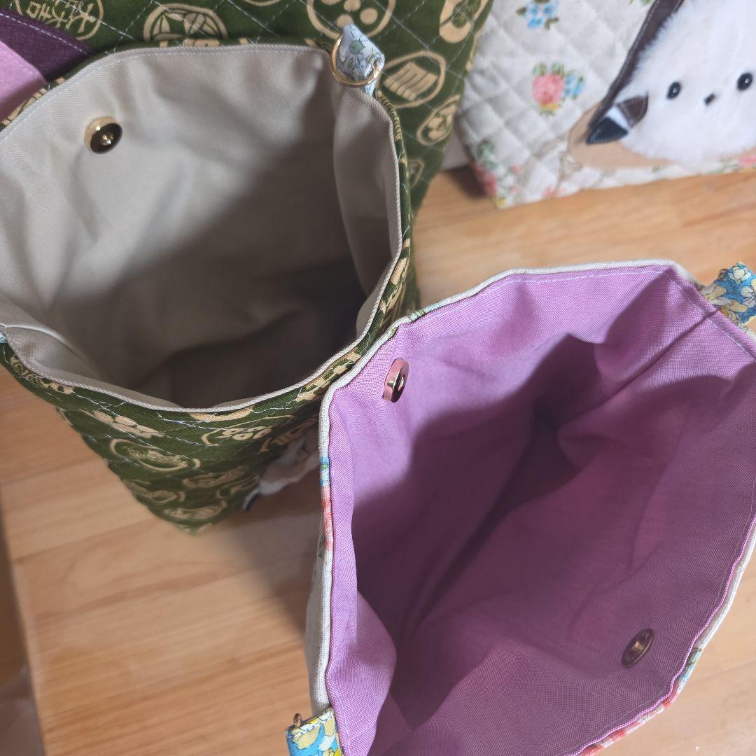 ●いちご●双子もふもふシマエナガ　ハンドメイド　キルト