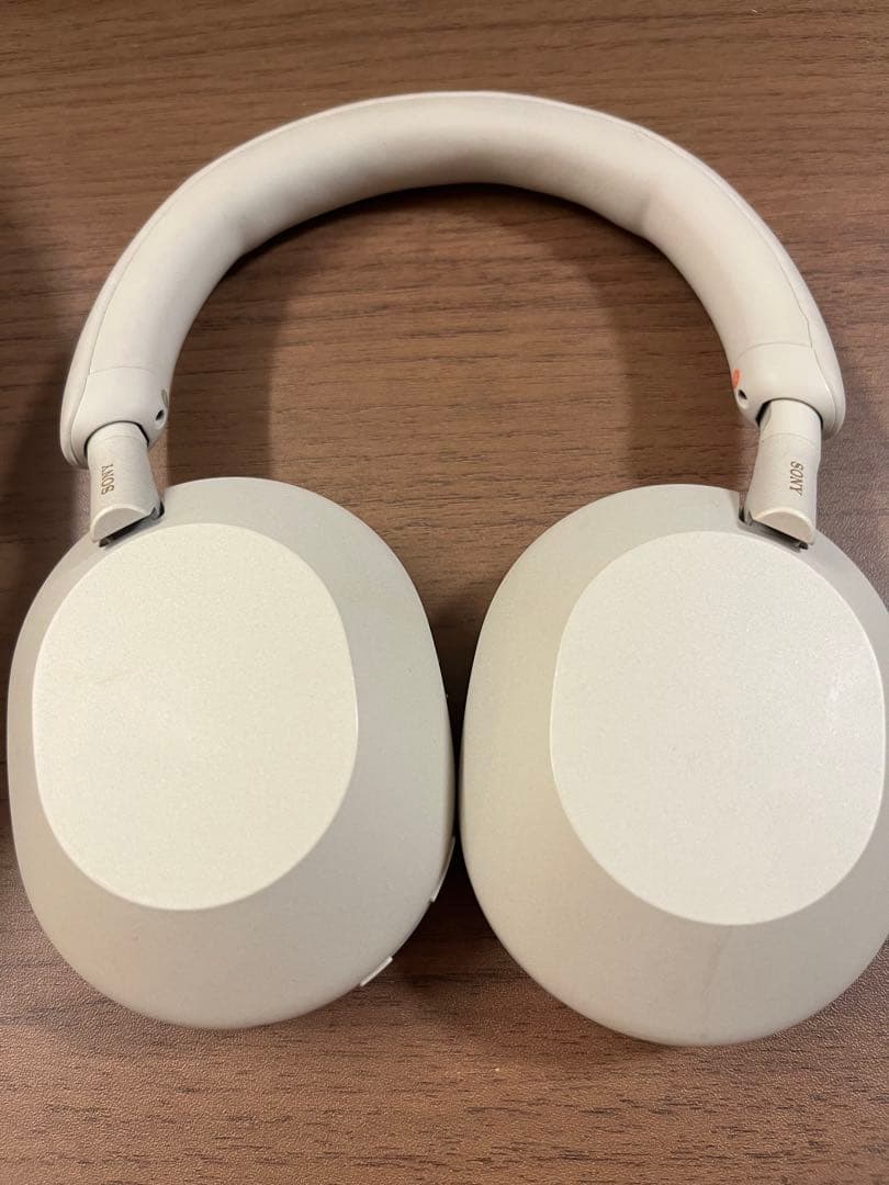 Sony WH-1000XM5ワイヤレスヘッドホン ホワイト