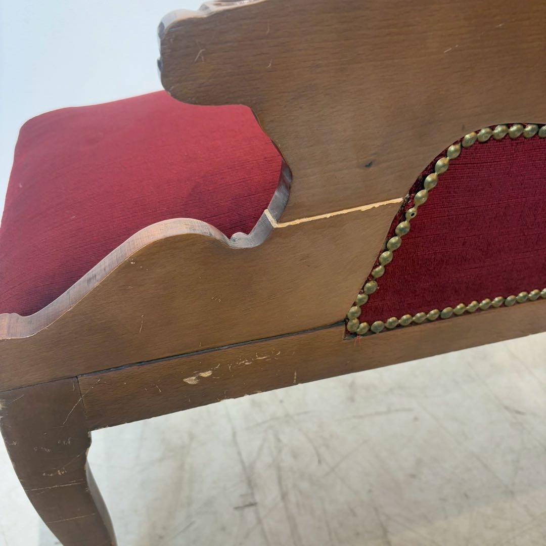 ビクトリアンスタイル ワインレッド　猫足ソファー　アンティーク