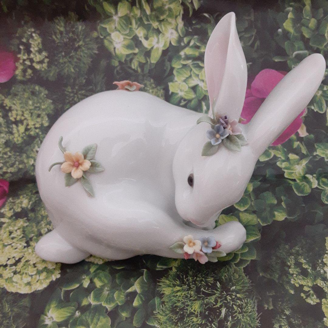 リアドロ　美品　花飾りウサギ