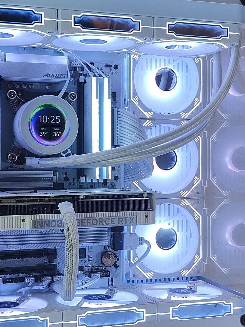 【y347003cPC】Ryzen7 9700x RTX5070