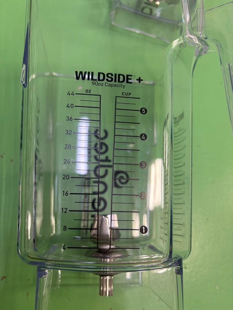 blendtec 新品　2個　ミキサーヘッド　コンテナー　フタ2個付き