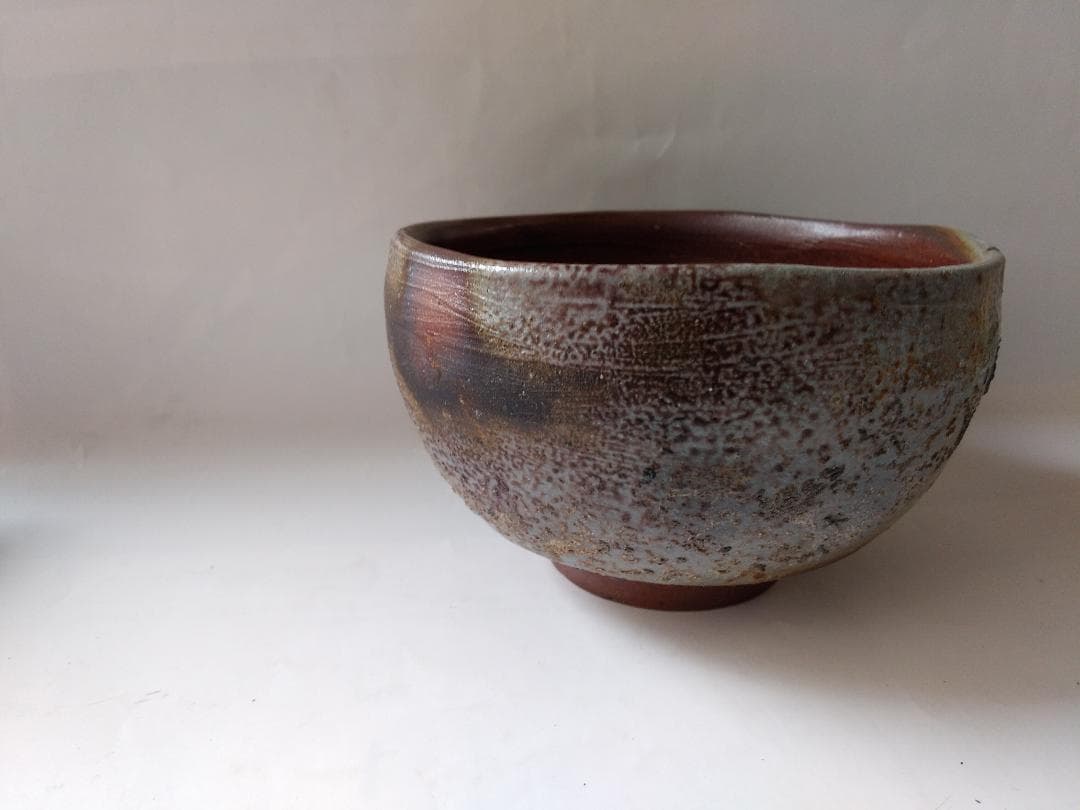 備前焼 小西陶古 作 茶碗 共箱 茶器 抹茶碗 美品 です。