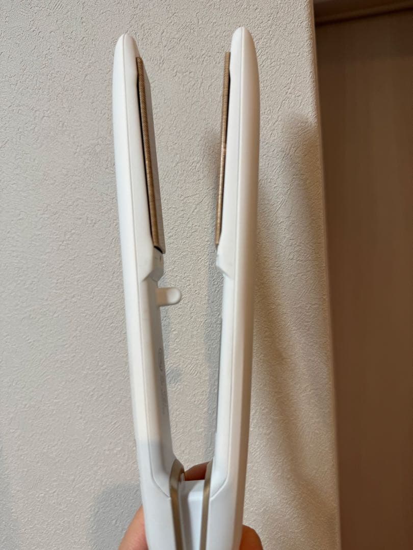 KINUJO W 絹女 ストレートアイロン DS100 海外対応 ホワイト