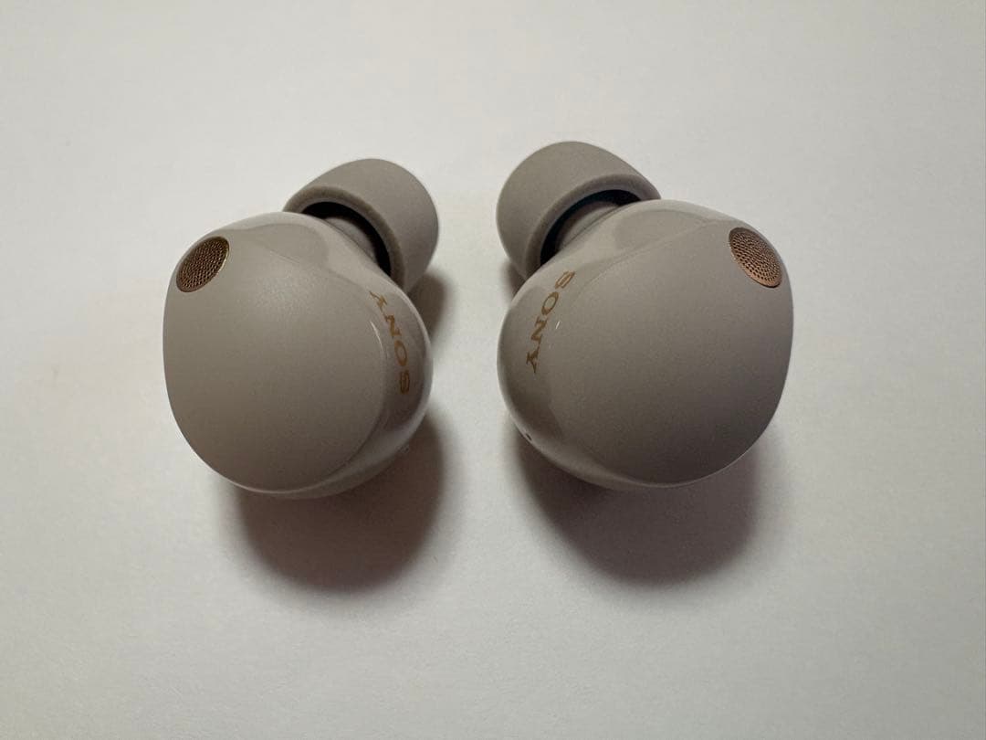 SONY 1000XM5 ワイヤレスイヤホン　プラチナシルバー