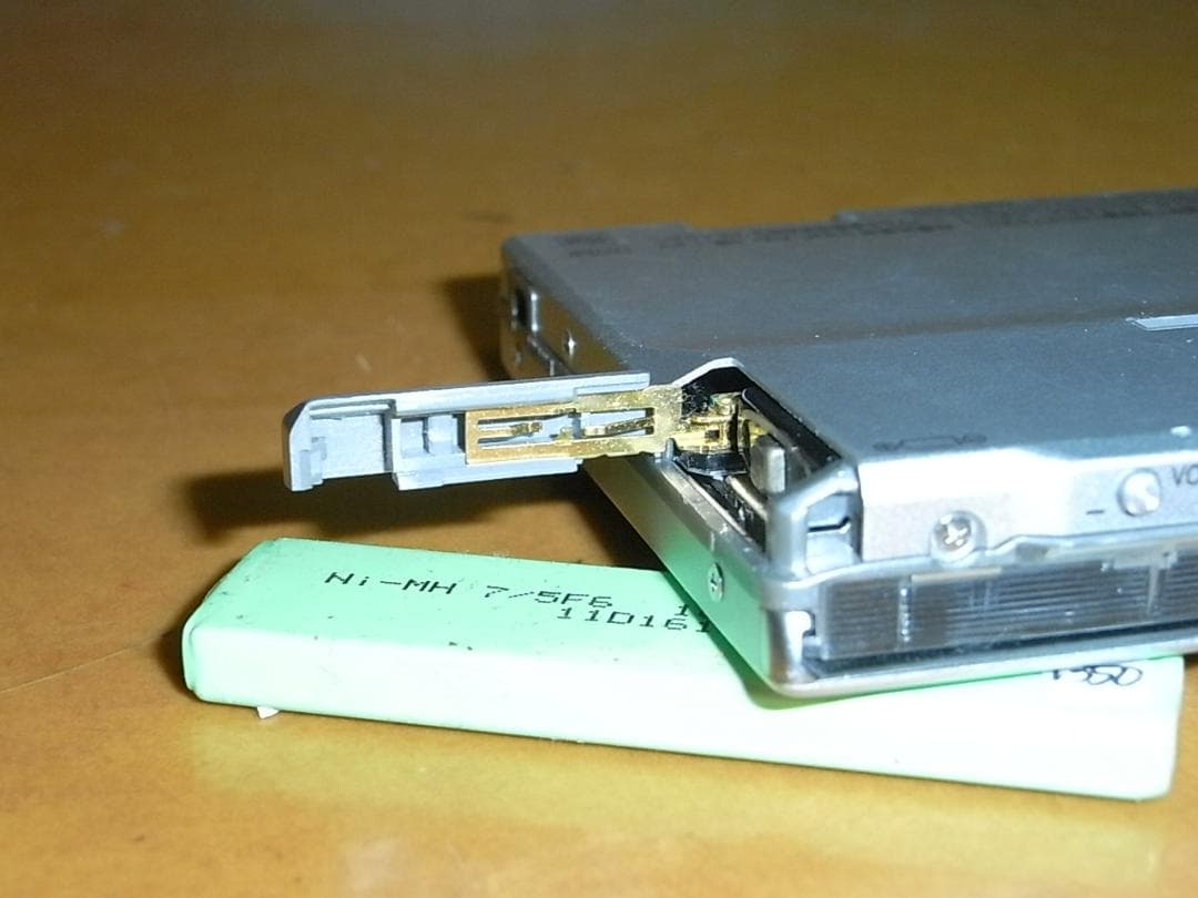 【動作確認済・コレクター】panasonic ポータブルMDプレーヤ　MJ-5９