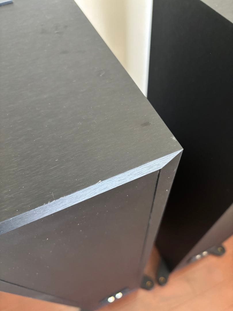 KEF Q550 ブラック　ペア　スパイクベース、サランネット付属