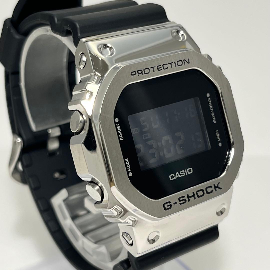 美品✨ G-SHOCK GM-5600 シルバー デジタル メタル メンズ腕時計