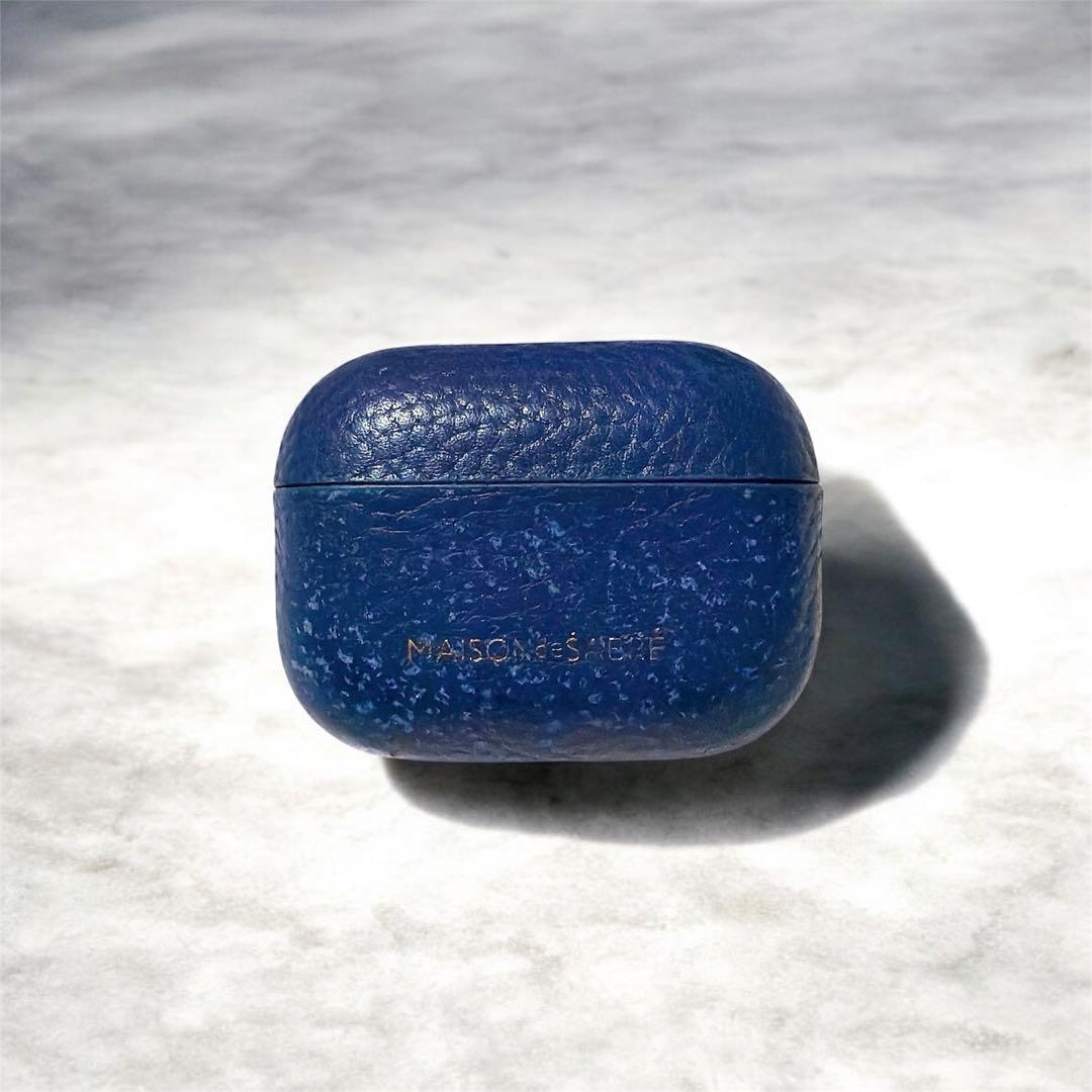 学*生様 【翌日発送】AirPodsPro本体 充電ケース Apple イヤホン