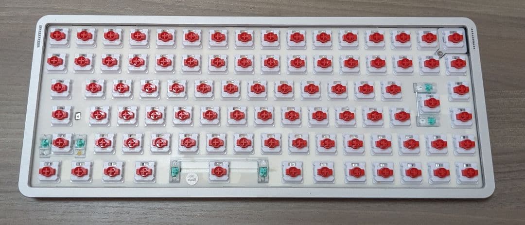 キーボード NuPhy Air75 V3 White / Red Nano / JIS