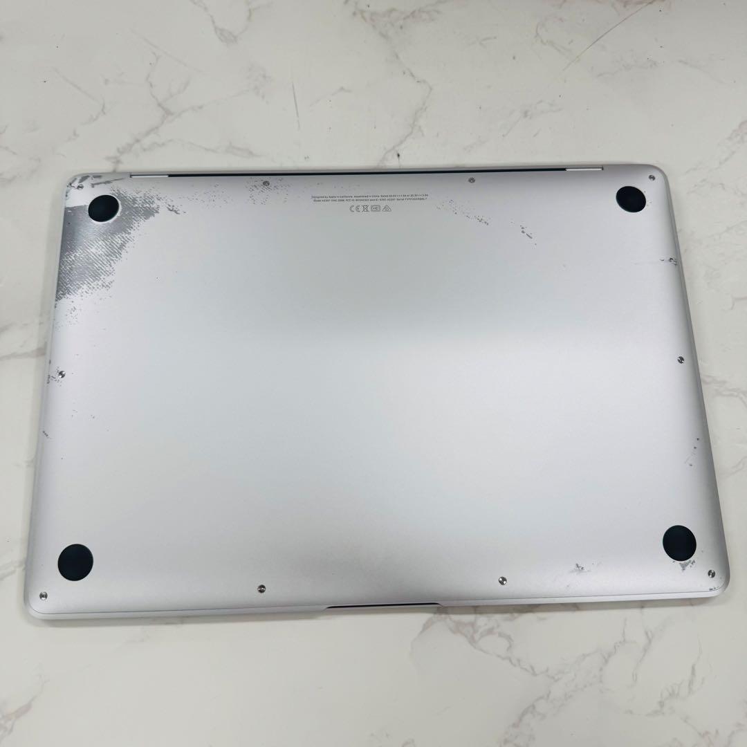 MacBook Air 13インチ 2020 M1 8GB 256GB