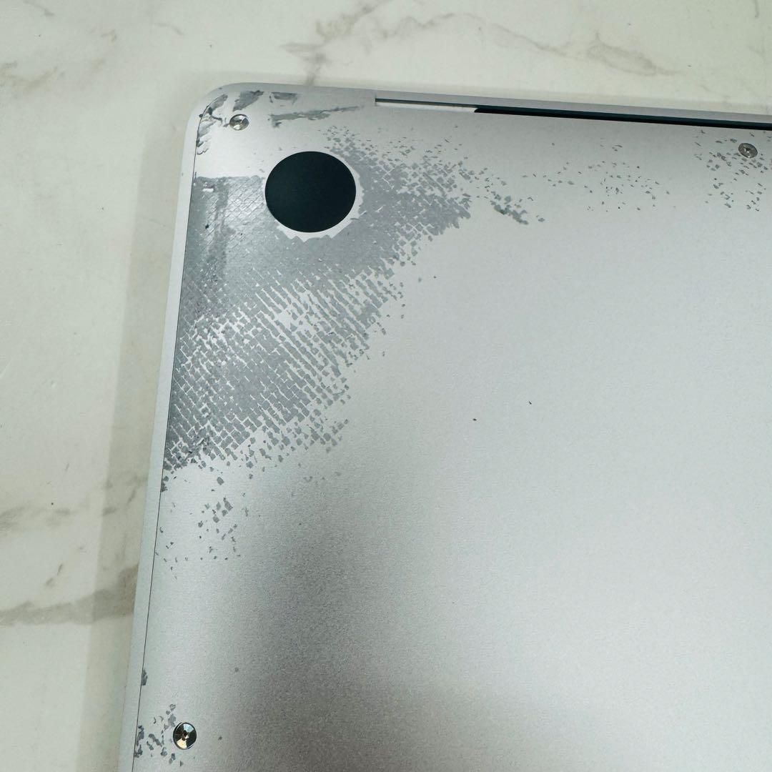 MacBook Air 13インチ 2020 M1 8GB 256GB