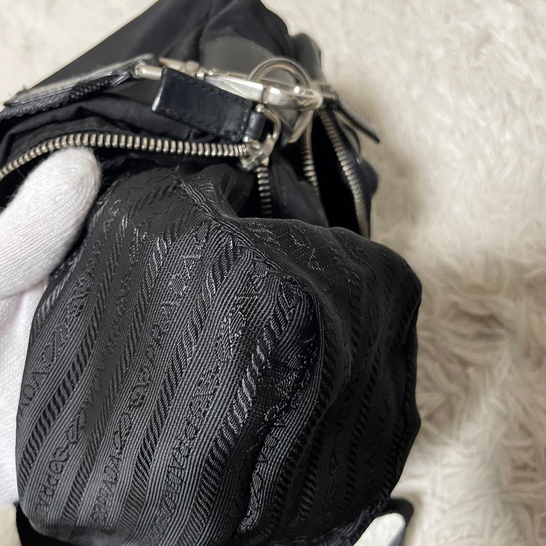 【美品】PRADA プラダ　カメラバッグ　ナイロン　レザー　ブラック　斜め掛け