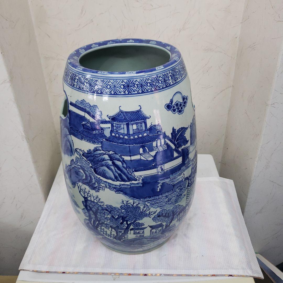 蔵出し特価　景徳鎮陶器製花瓶 風景画デザイン　持ち手付き