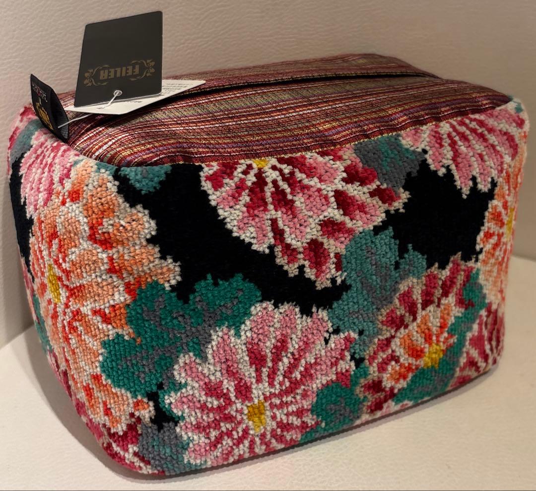 フェイラー　和柄　西陣織 シルク 絹 クッション 枕 新品タグ付き　FEILER