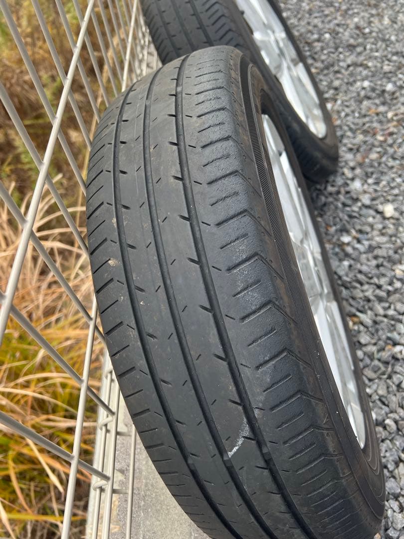 ダイハツタフトタイヤ