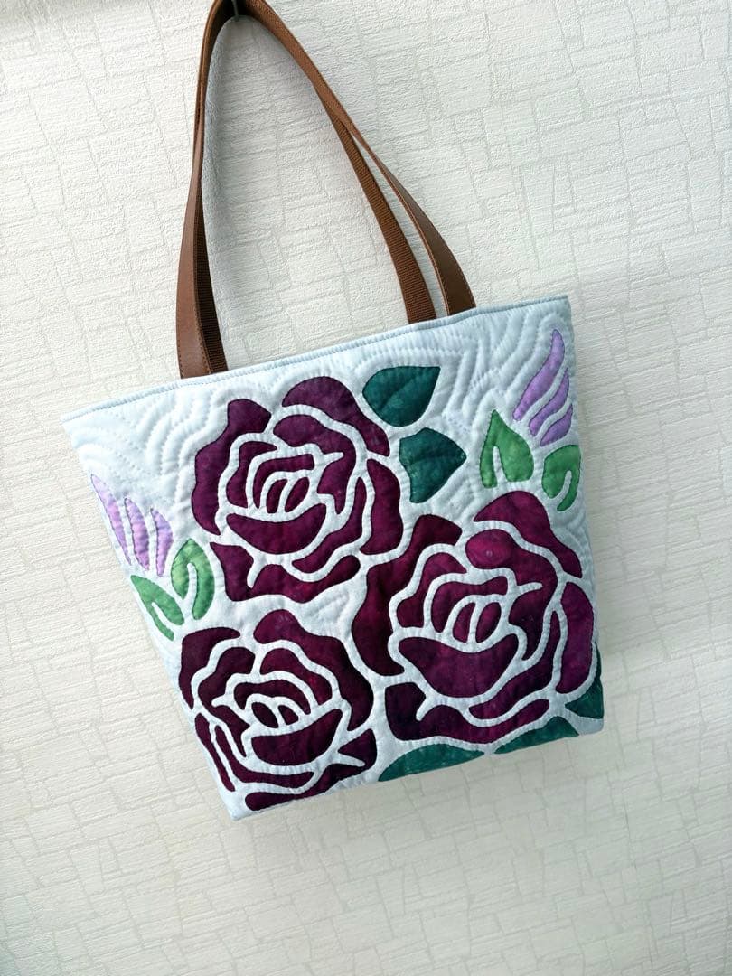 ハワイアンキルト　　　　　　トートバッグ　　　　　　　　バラ♡ グレー