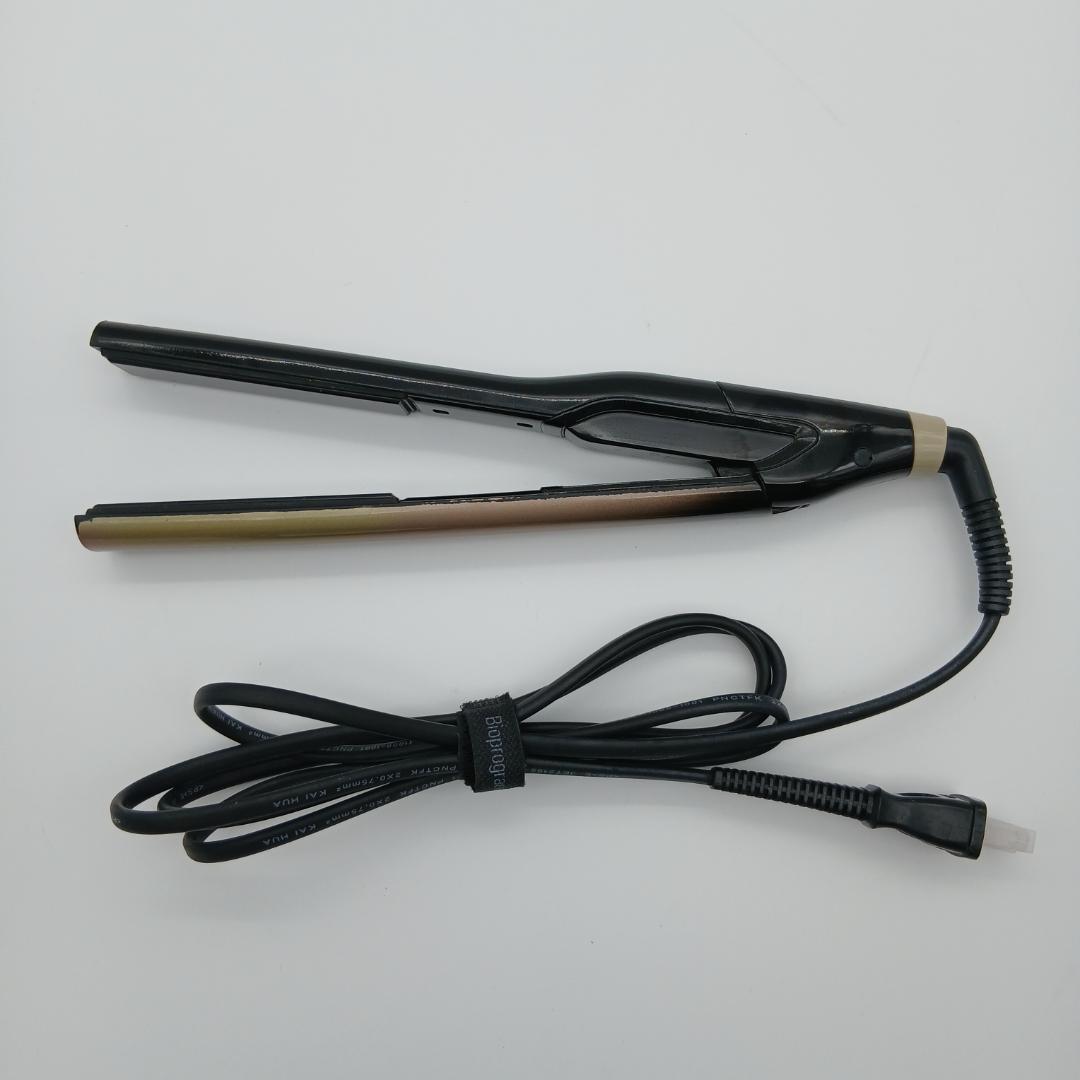 ヘアビューロン 4D Plus ストレートアイロンHAIRBEAURON