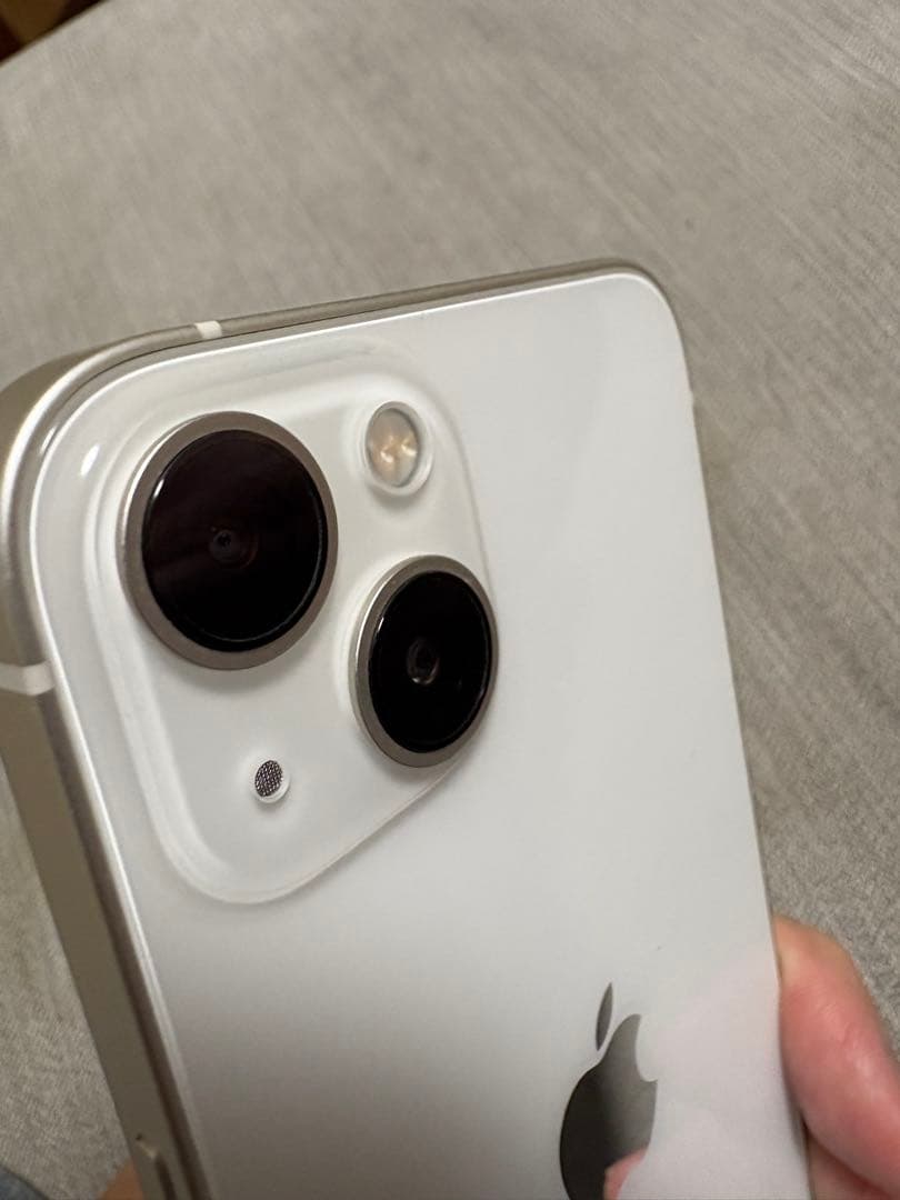 Apple iPhone 13 スターライト　美品