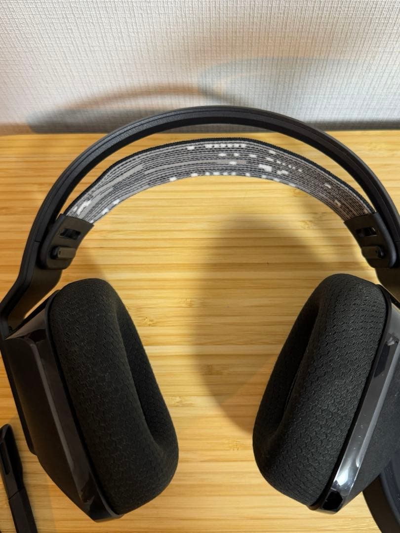 Logicool G733 ワイヤレスヘッドセット　ヘッドホン立て付属