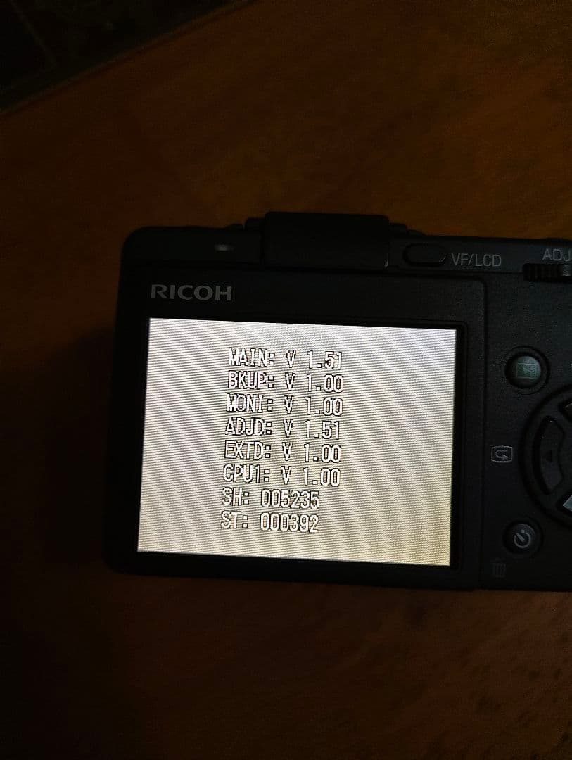 美品【RICOH】Caplio GX100 with VF-1 と LC-1付き