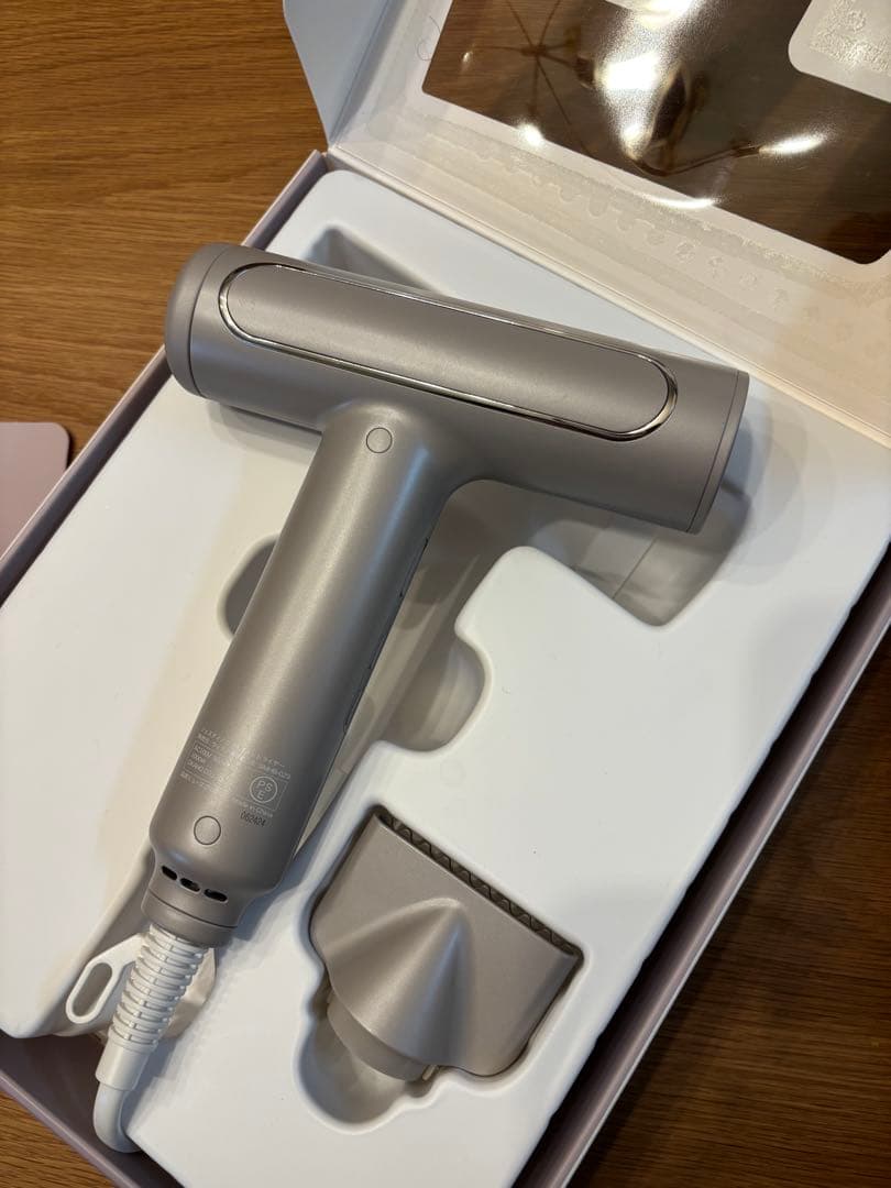 新品同様　美品 フェスティノ ツヤモイスト ドライヤー SMHB-029-SB