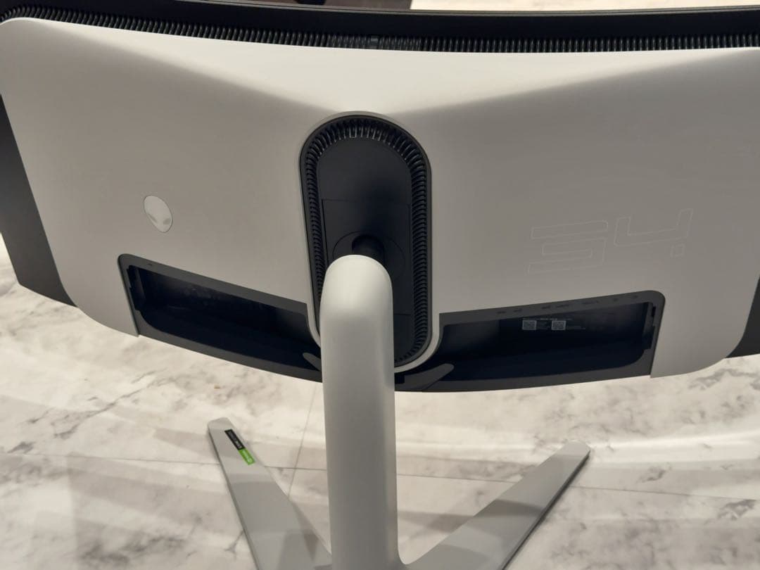 Dell AW3423DW 有機ELモニター 保証期限内　画面キズあり箱なし