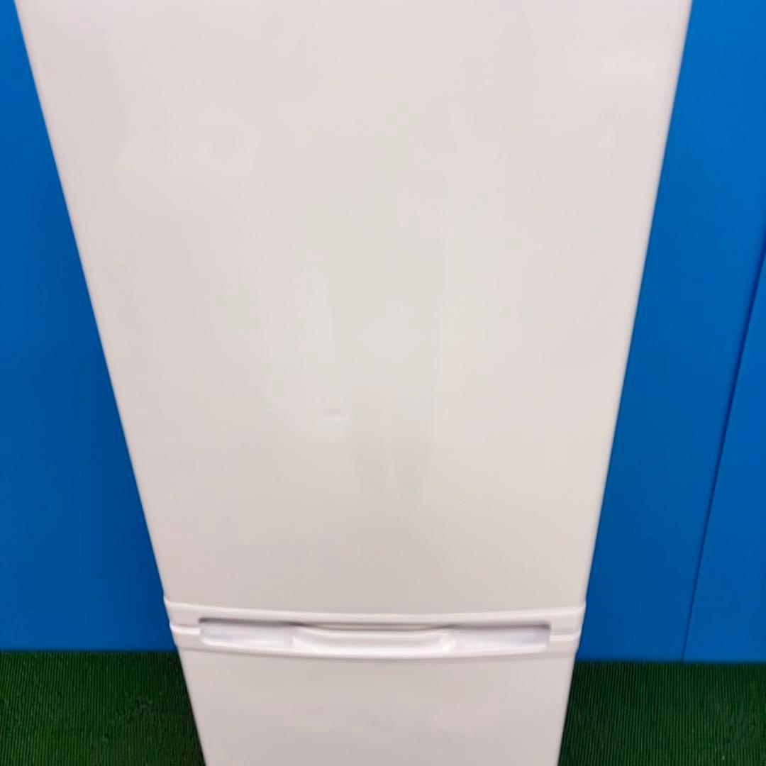 650ホワイト　2024年製　冷蔵庫　140L 小型　一人暮らし　2ドア　右開き