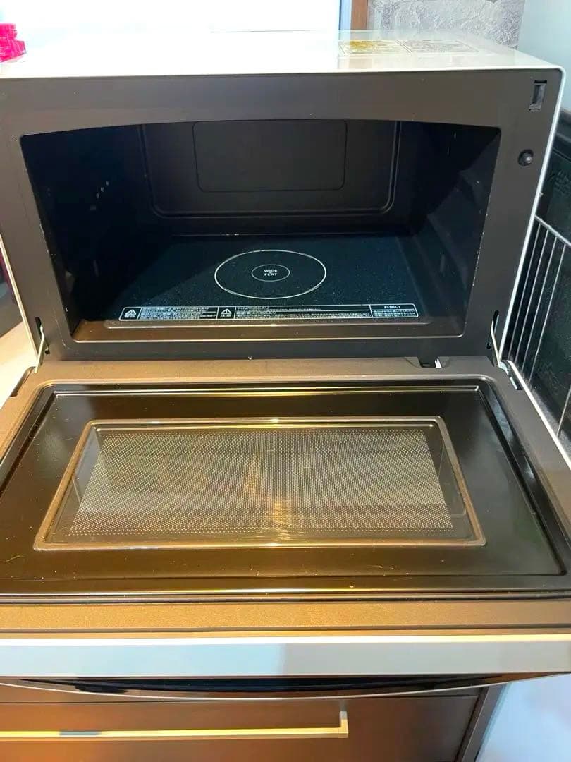 TOSHIBA定価58,000円過熱水蒸気オーブンレンジ石窯ドームER-ND8