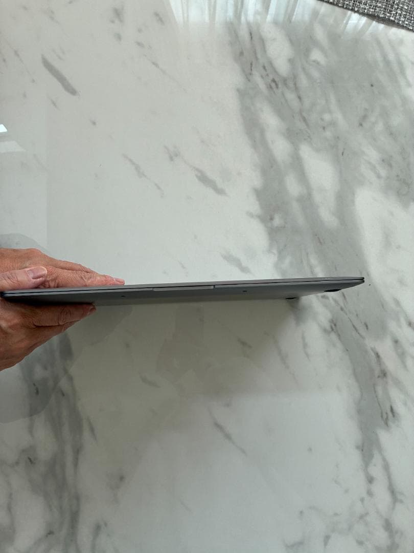 MacBook Air 2020 13インチ i5/8GB/512GB