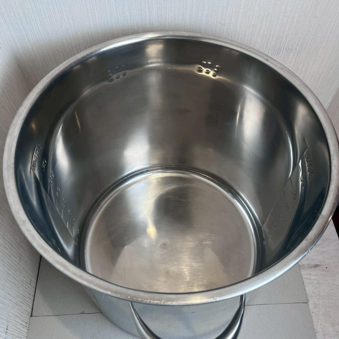 【40ℓ】 寸胴鍋 業務用 18-8 ステンレス製 蓋あり 直径42cm