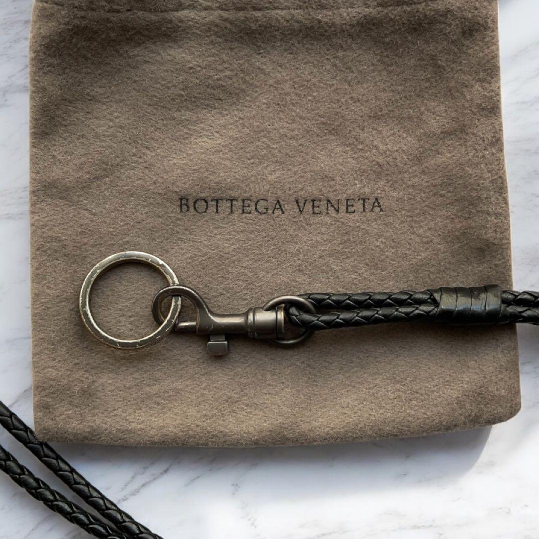 【BOTTEGA VENETA】イントレチャート リング付 ネックストラップ
