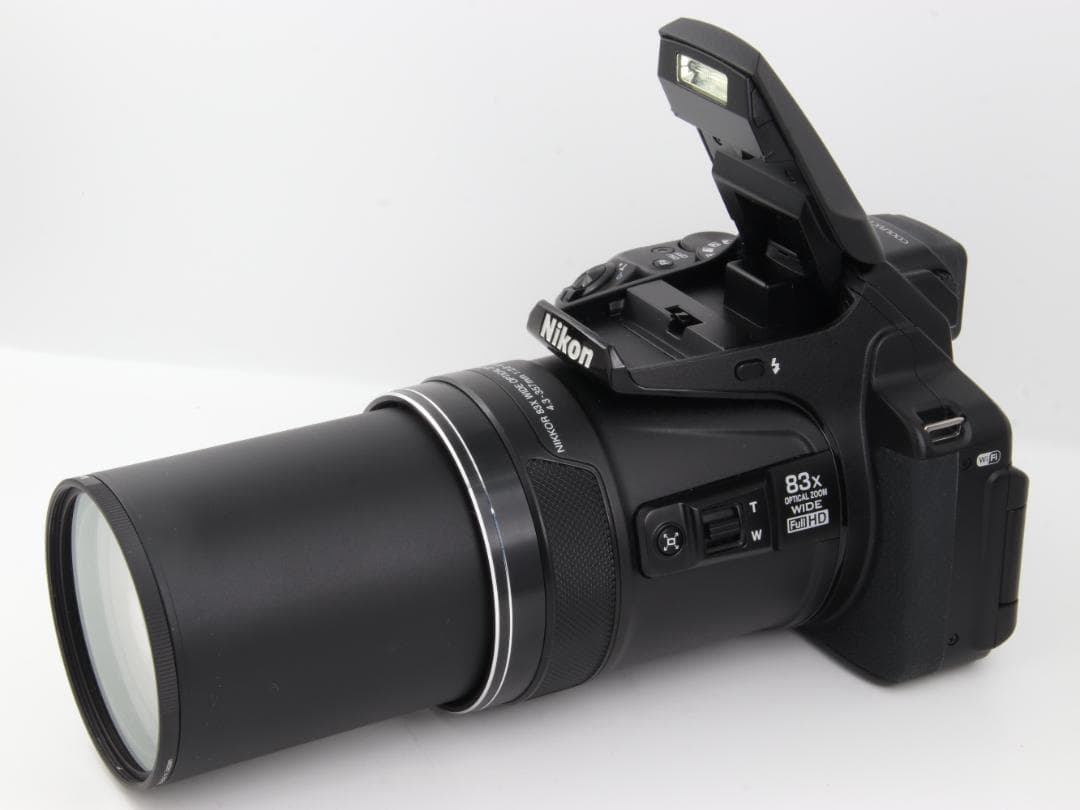 Nikon COOLPIX P900 83倍ズームとHD動画撮影 ニコンコンデジ
