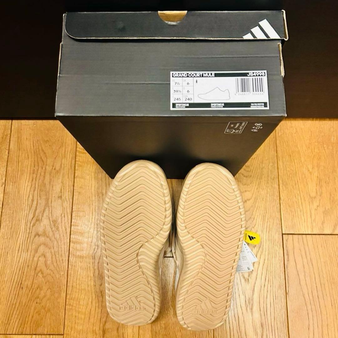 【韓国限定】adidas アディダス24.5㎝ ボア付き サンダル ブラウン