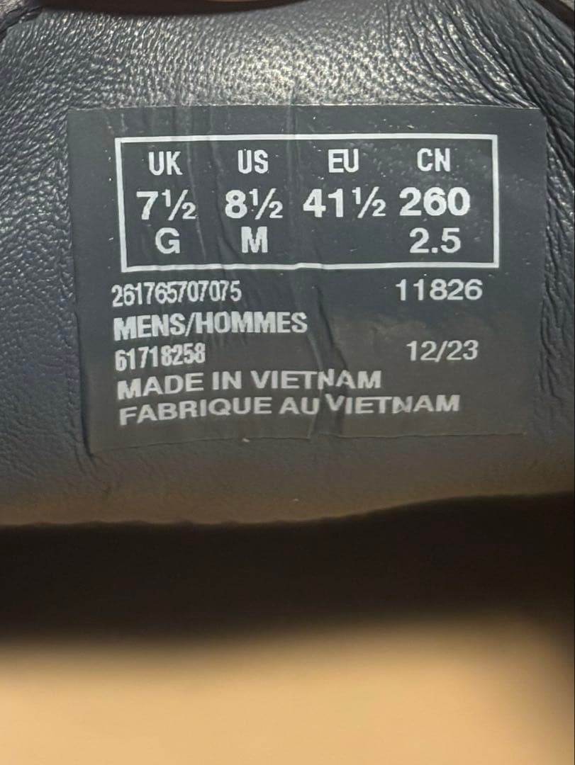 クラークス clarks ワラビー ゴアテックス goretex