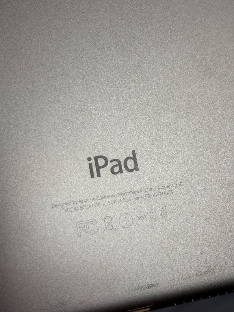 Apple iPad mini4 ゴールド　SIMフリー