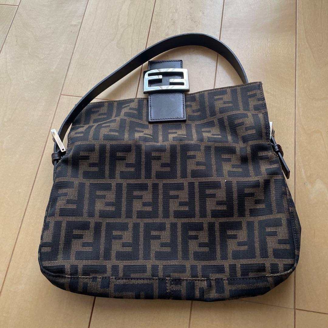 【しまじろ】FENDIフェンデズッカ柄マンマバケット